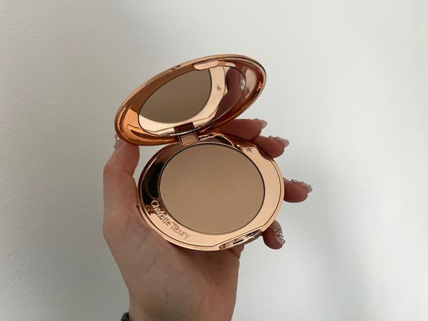 Best setting powder IndyBest review Charlotte Tilbury airbrush flawless finish 