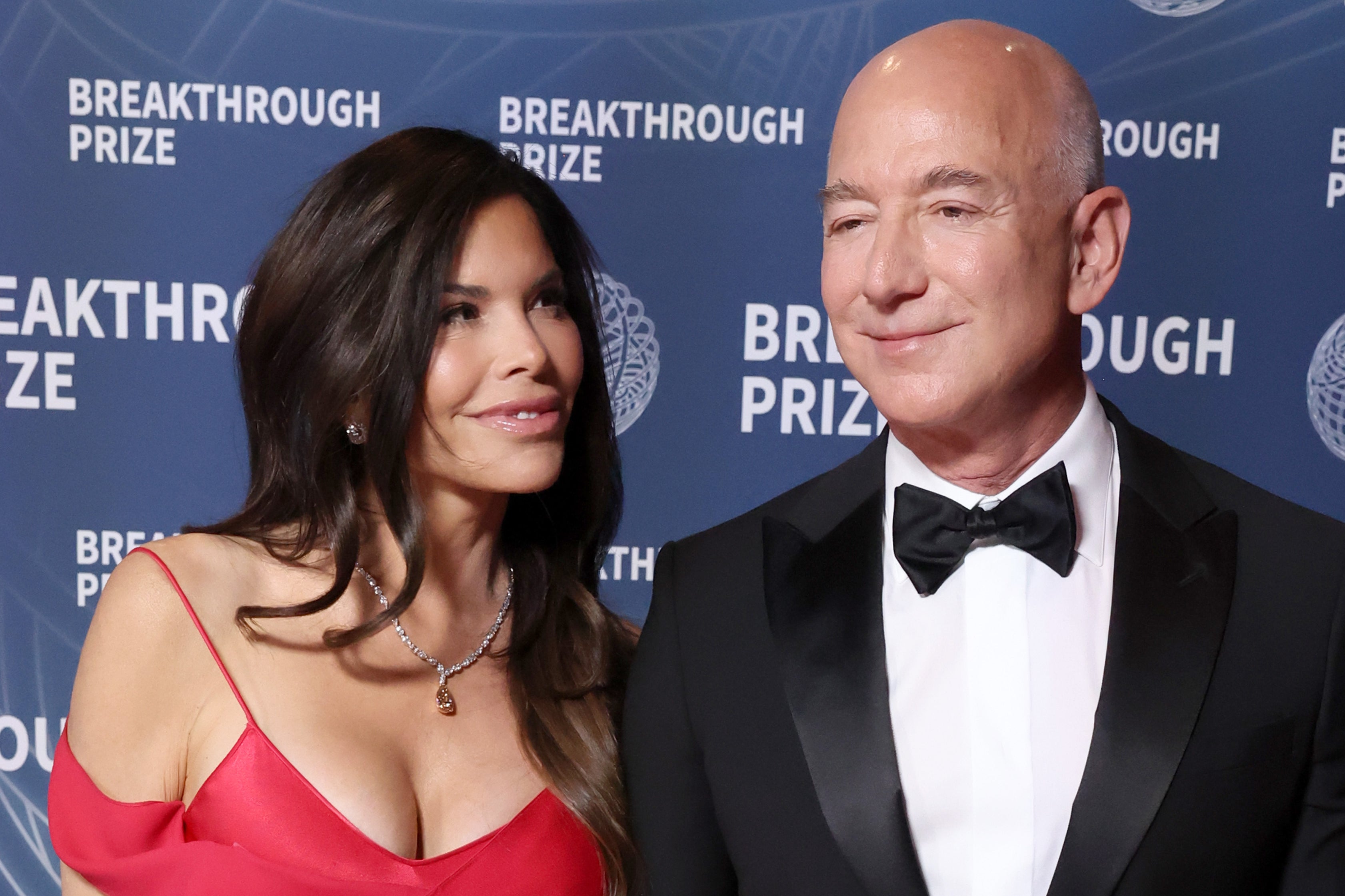 Lauren Sánchez and Jeff Bezos first met at a 2016 Amazon Studios party for the film ‘Manchester by the Sea,’ according to Brad Stone’s book, ‘Amazon Unbound’