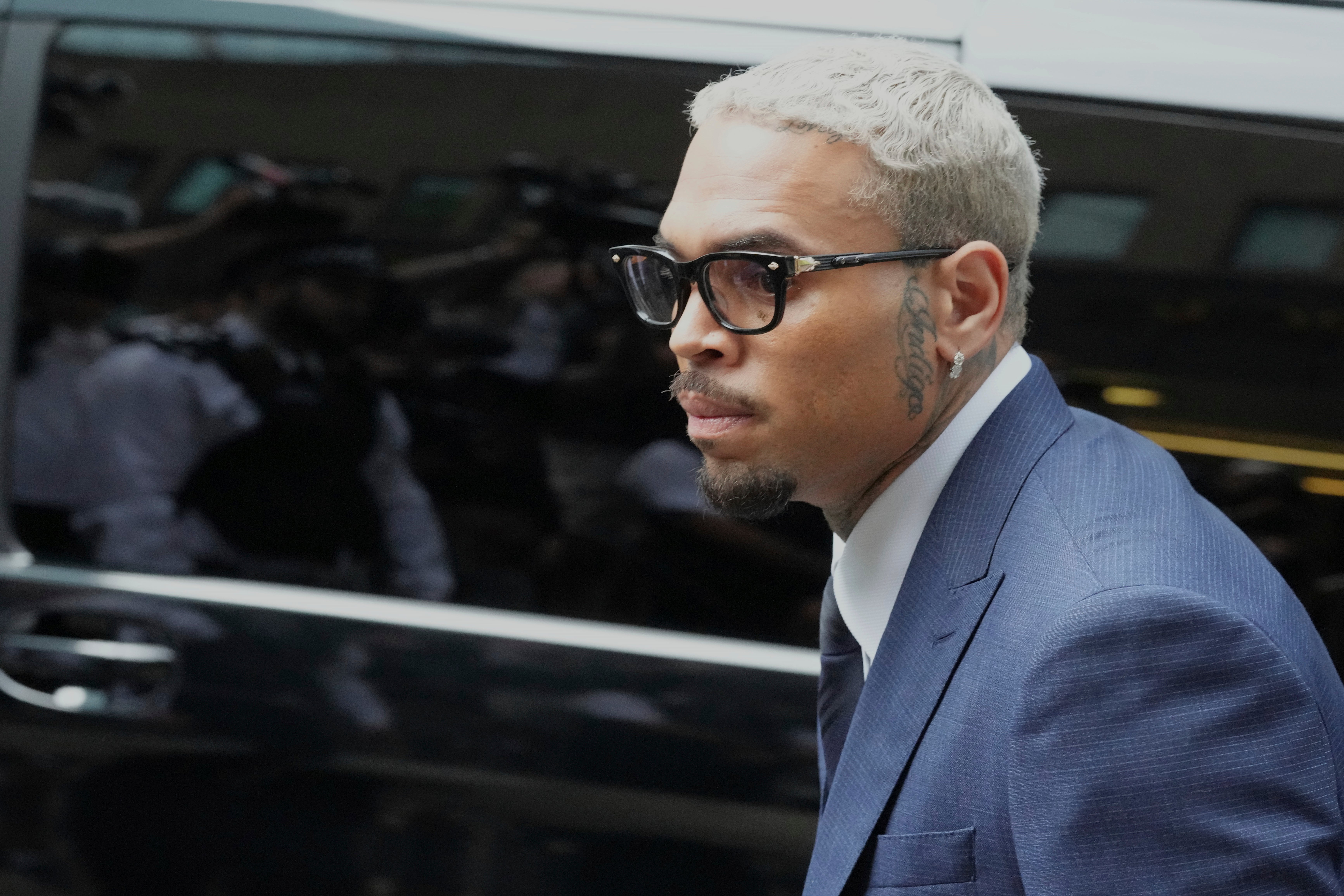 CHRIS BROWN