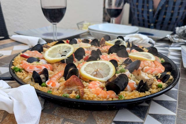 <p>Not authentic, not fancy – just exactly how we like it: bright saffron rice, plenty of seafood and the crispy bits you’ll fight for</p>