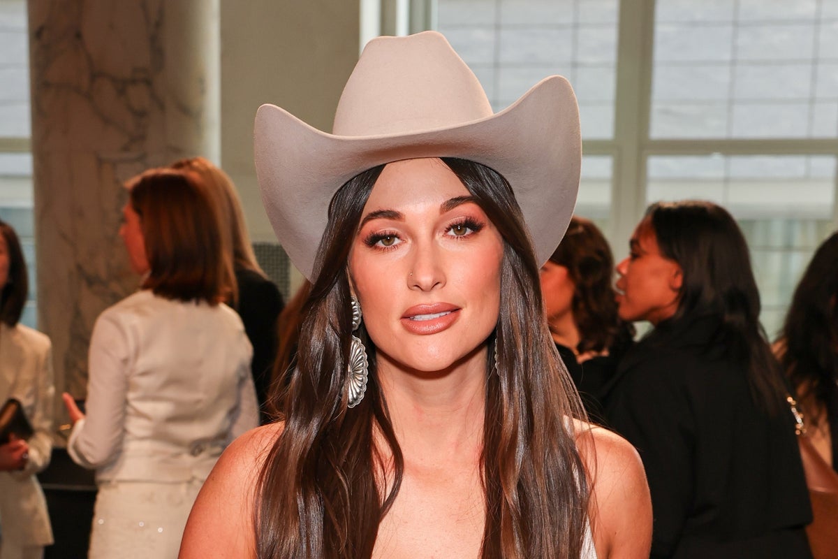 Kacey Musgraves cancels Nashville show after breaking rib in ‘extremely hard fall’