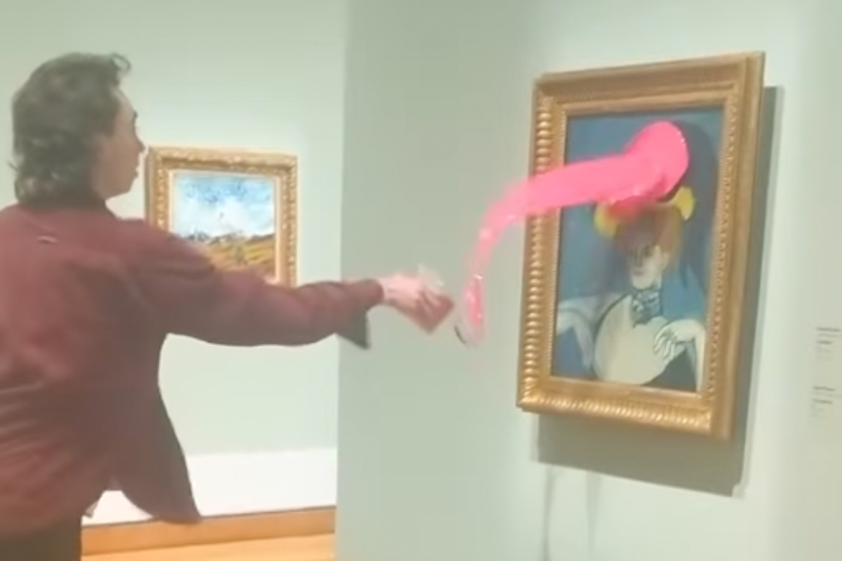 Climate change activist throws pink paint at Picasso painting