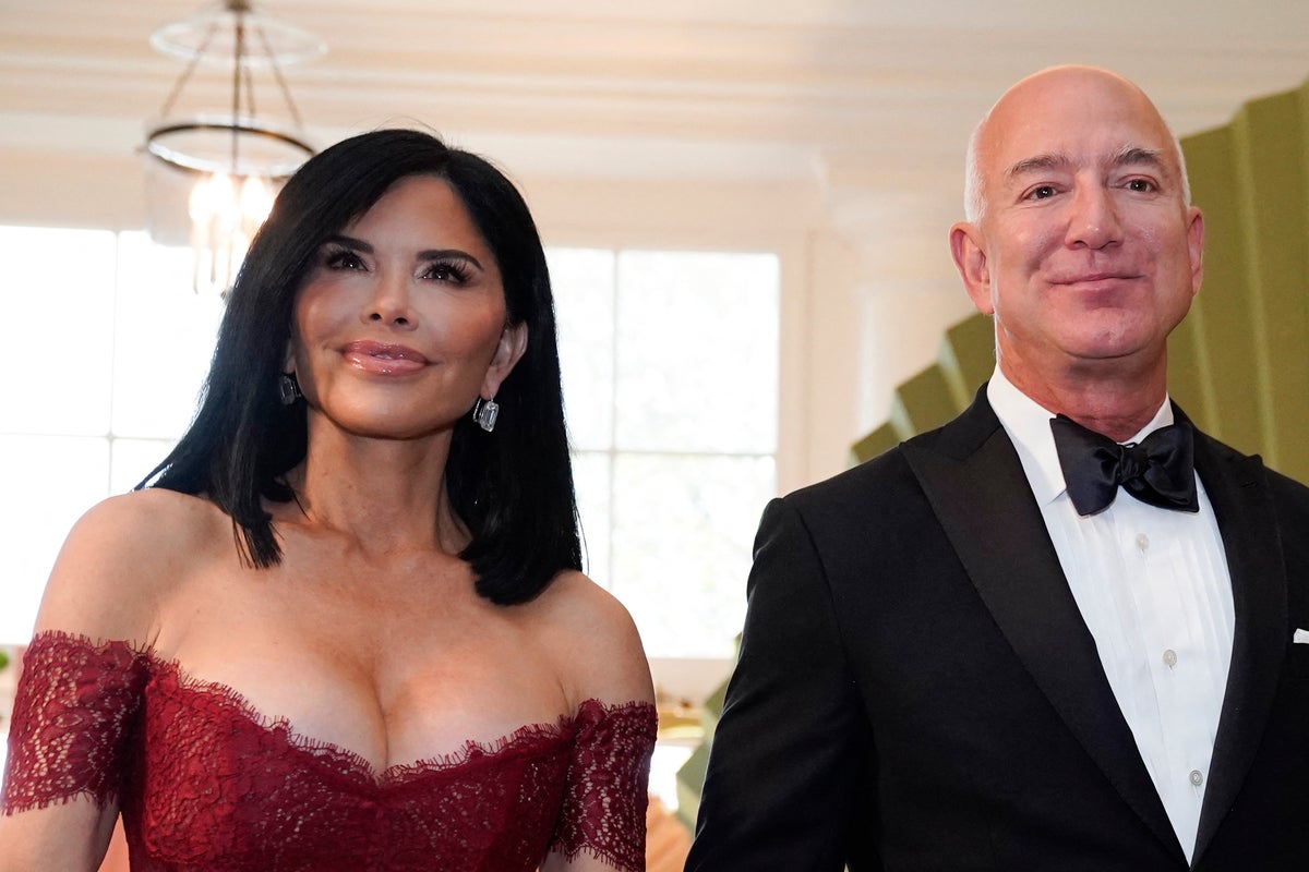 Jeff Bezos and Lauren Sanchez kick off wedding celebrations with foam party on $500m yacht amid protests in Venice Jeff Bezos and Lauren Sanchez kick off wedding celebrations with foam party on $500m yacht amid protests in Venice