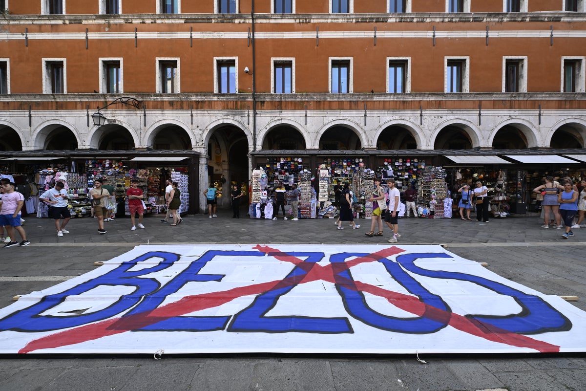 Protest banners appear across Venice ahead of Bezos ‘wedding of the century’