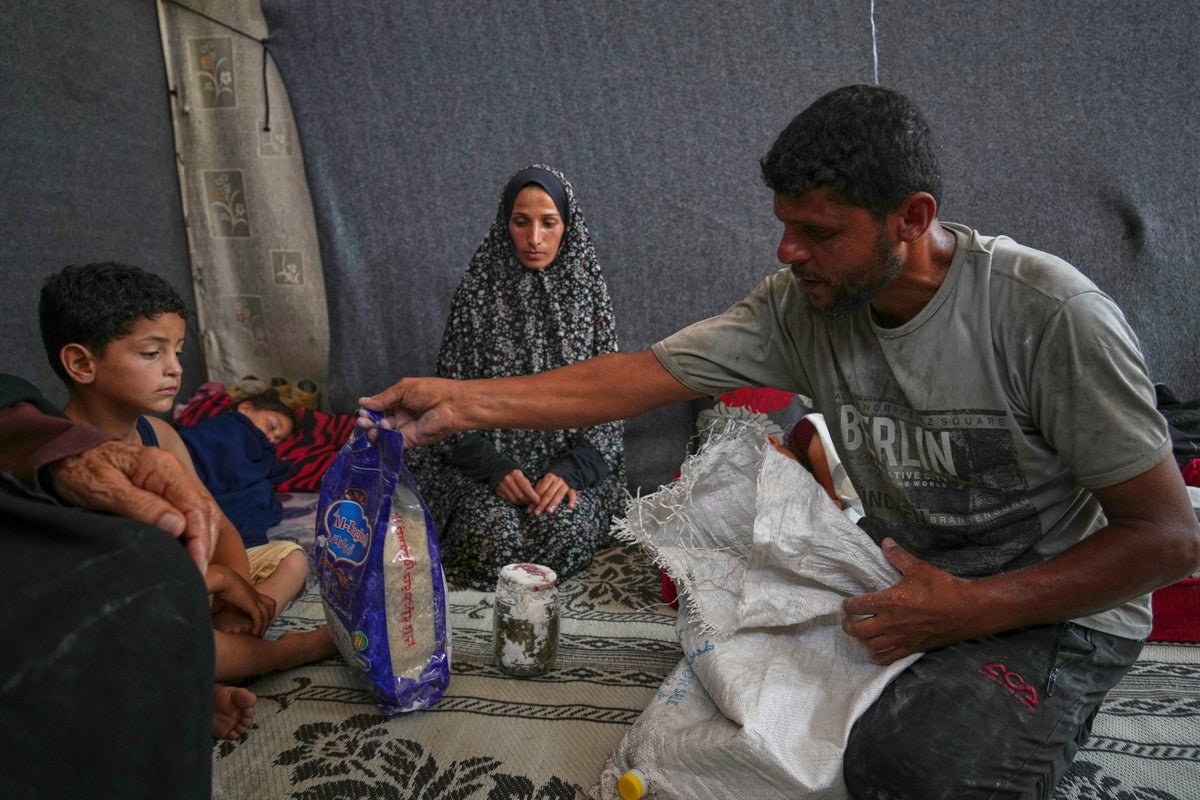 https://static.independent.co.uk/2025/06/21/08/Mideast_Wars_Gaza_Running_the_Gantlet_93937.jpg?width=1200&height=800&crop=1200:800