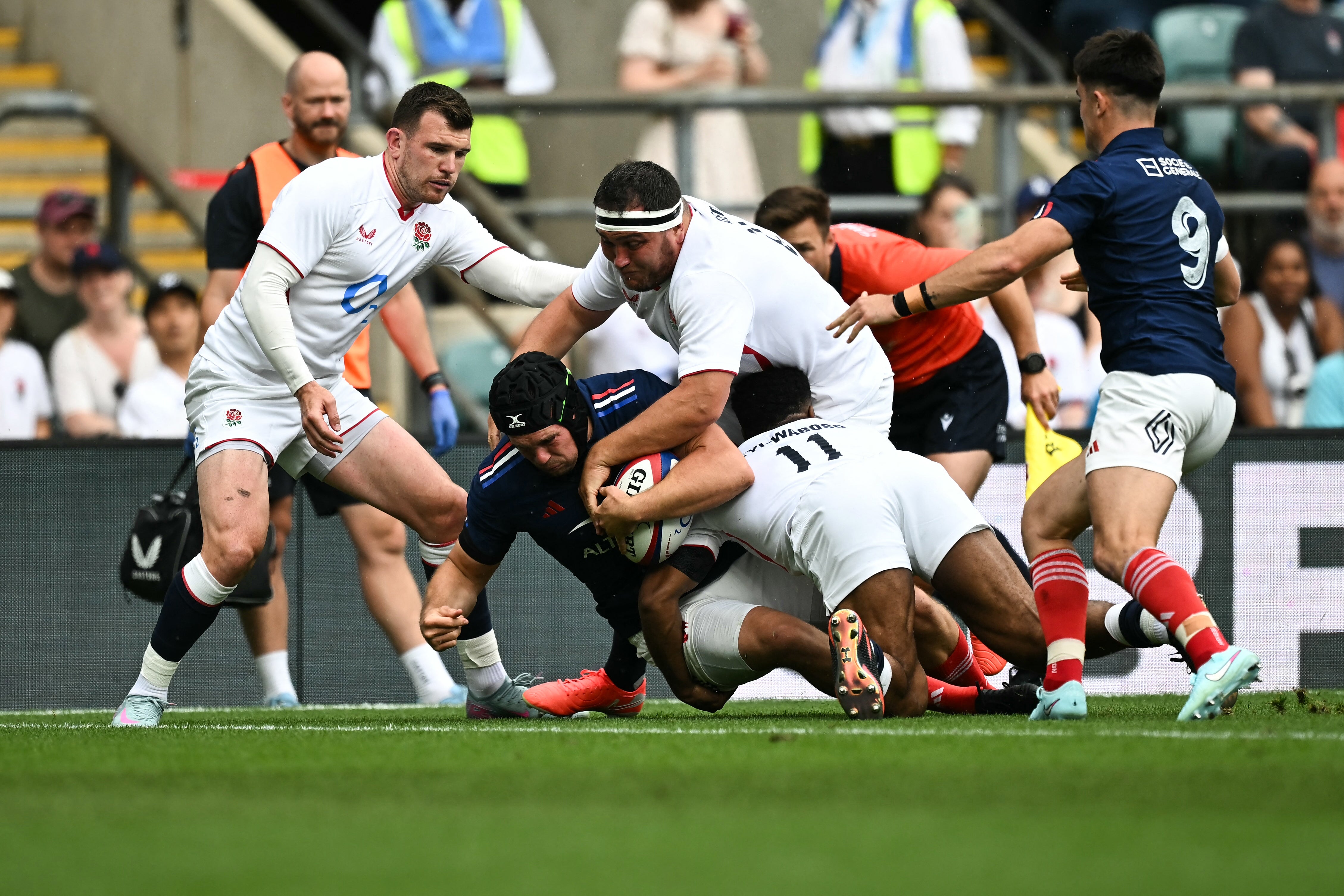 Feyi-Waboso’s Electrifying Return in Thrilling England vs France XV Clash