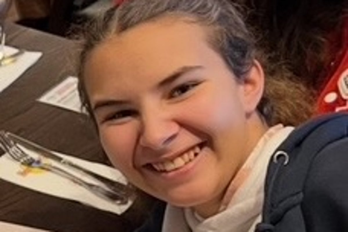 Bowling coach kills 17-year-old student in shocking murder-suicide Bowling coach kills 17-year-old student in shocking murder-suicide