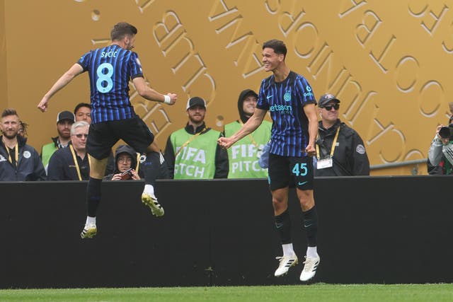 CLUBES MUNDIAL INTER URAWA
