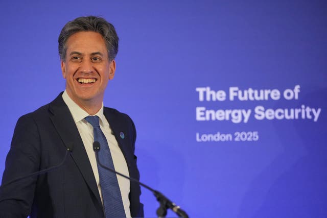 <p>Energy security and net zero secretary Ed Miliband has decided to stick with one price for the whole of the UK</p>