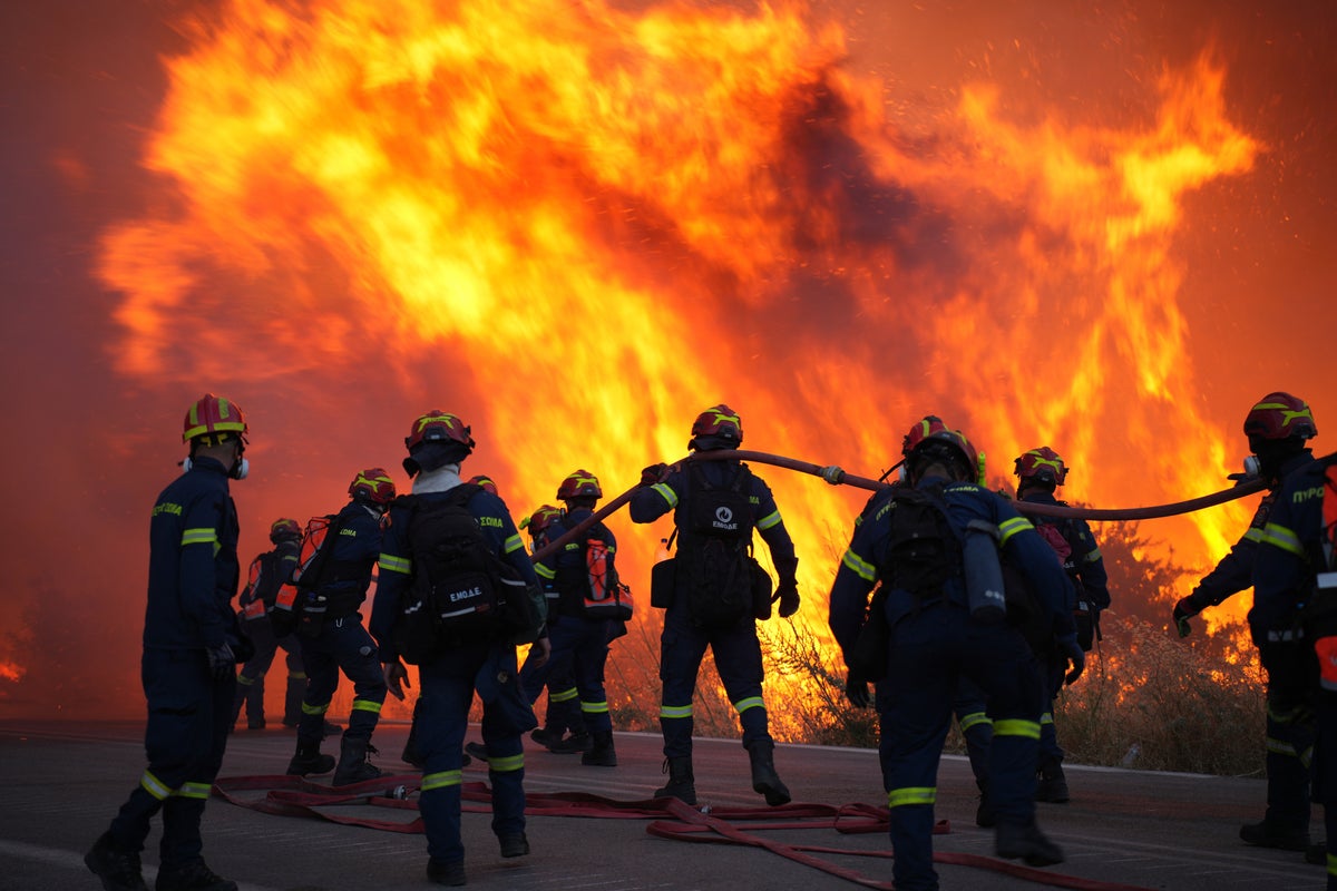 https://static.independent.co.uk/2025/06/23/03/APTOPIX_Greece_Wildfire_81971.jpg?width=1200&height=800&crop=1200:800