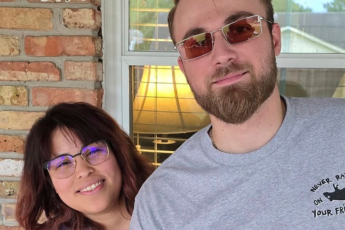 Military veteran reunited with his wife weeks after ICE detention