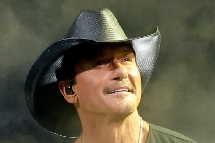 <p>Tim McGraw performing at Nashville's Bridgestone Arena on April 25, 2024</p>