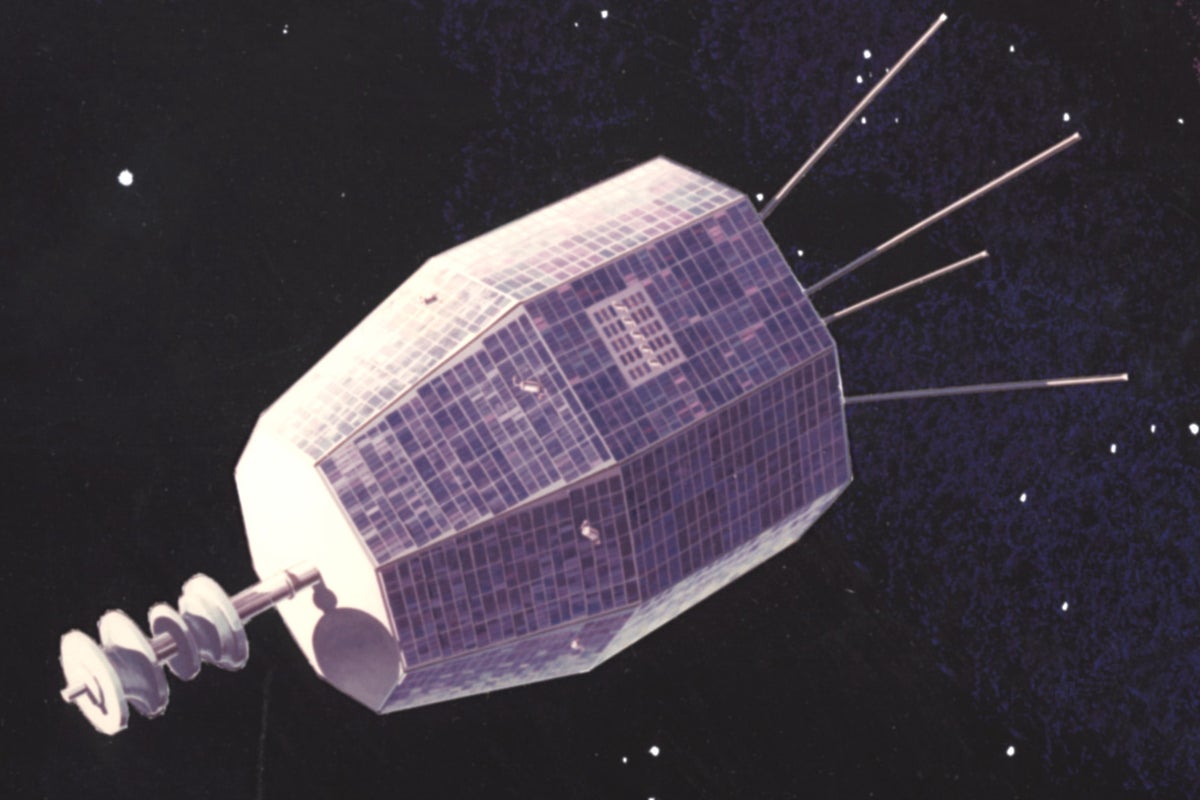 Astronauts perplexed as long-dead Nasa space probe suddenly emits powerful energy blast
