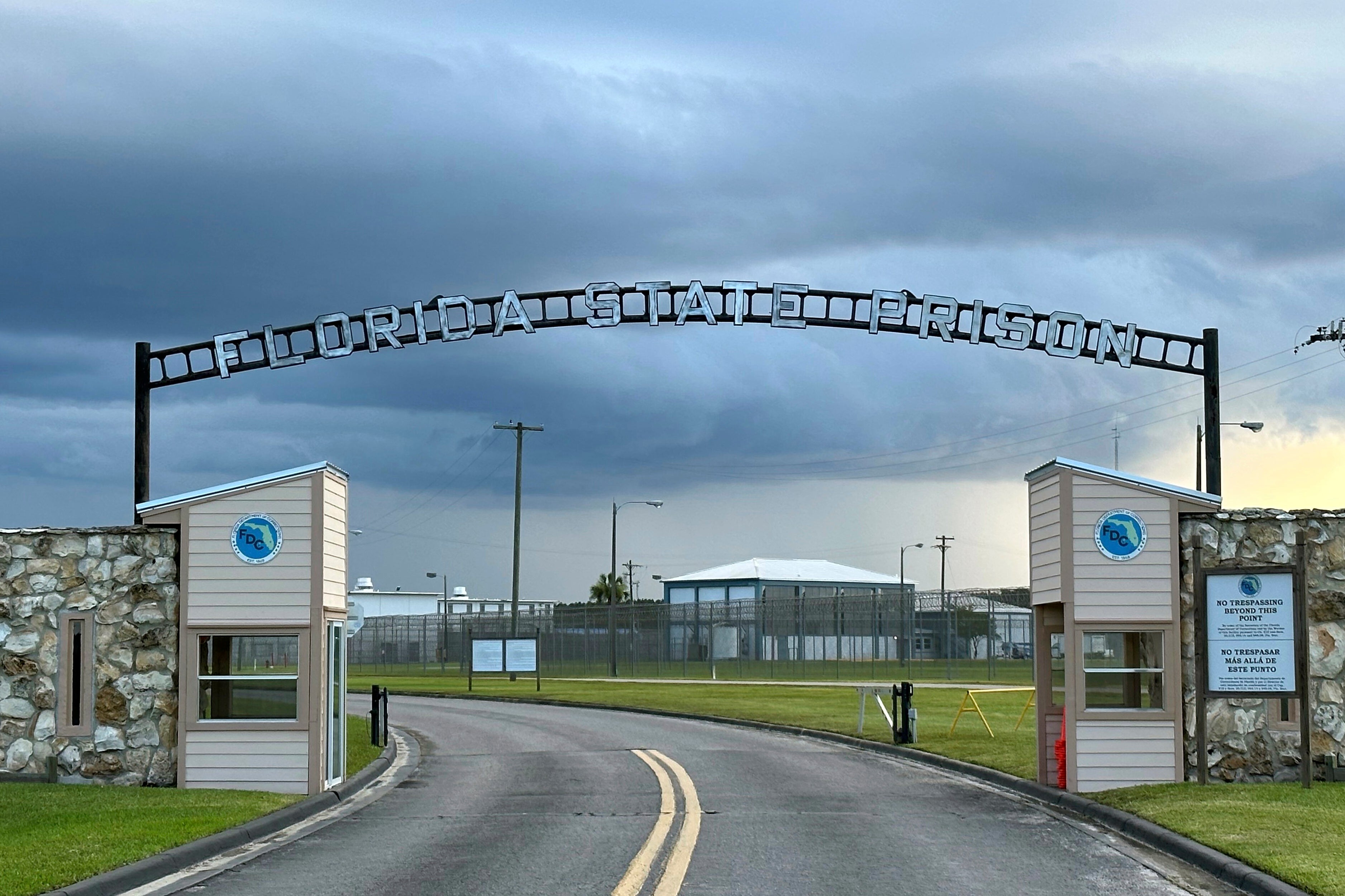 Gudinas died by lethal injection at Florida State Prison on Tuesday