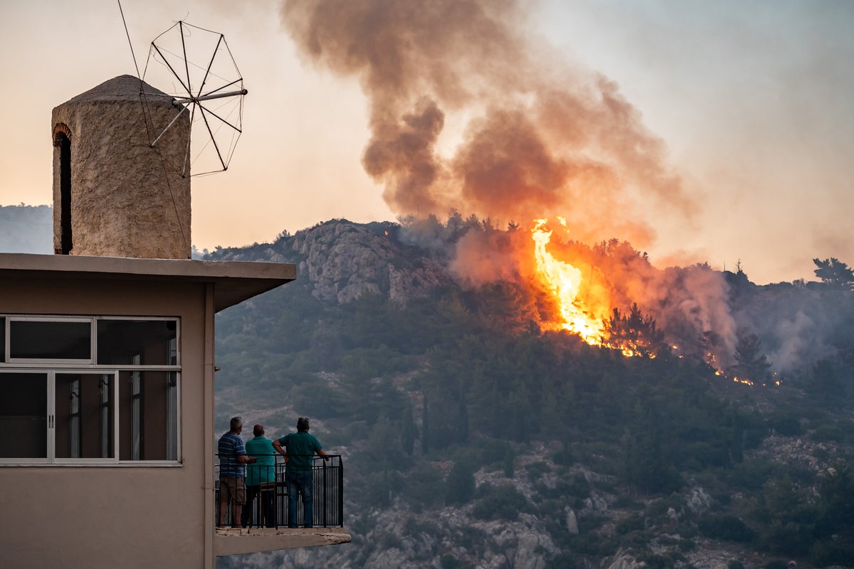Greek wildfires: Hundreds of people evacuated from villages on Chios island as wildfires rage on for third day