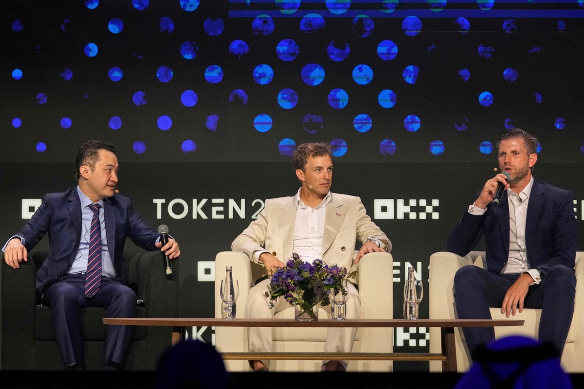 A look at the major players in the crypto industry and their ties to Trump