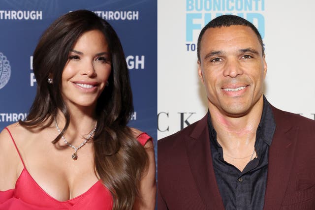 <p>Lauren Sánchez shares a son with ex-boyfriend Tony Gonzalez</p>