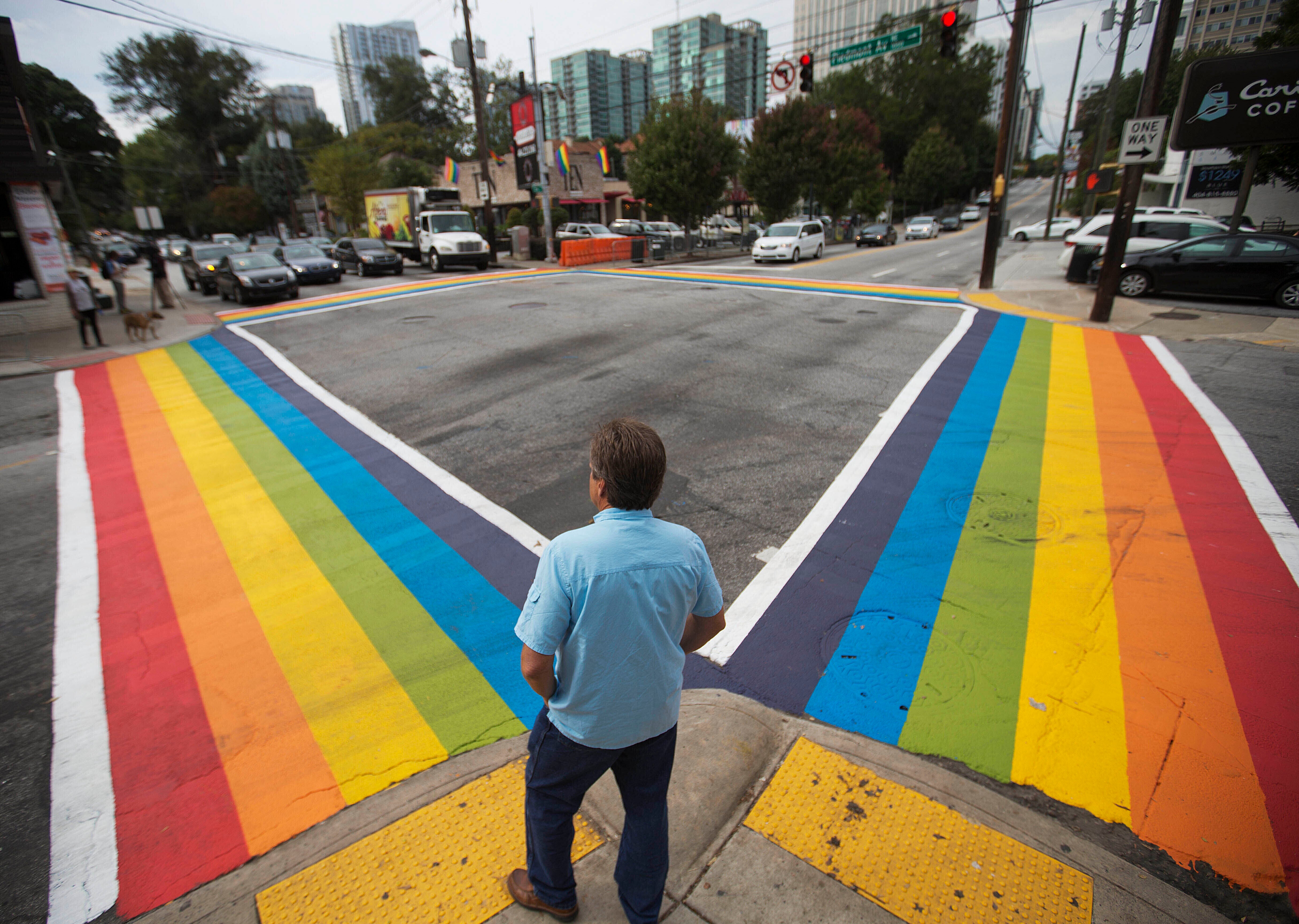 ATLANTA BANDERA LGBTQ