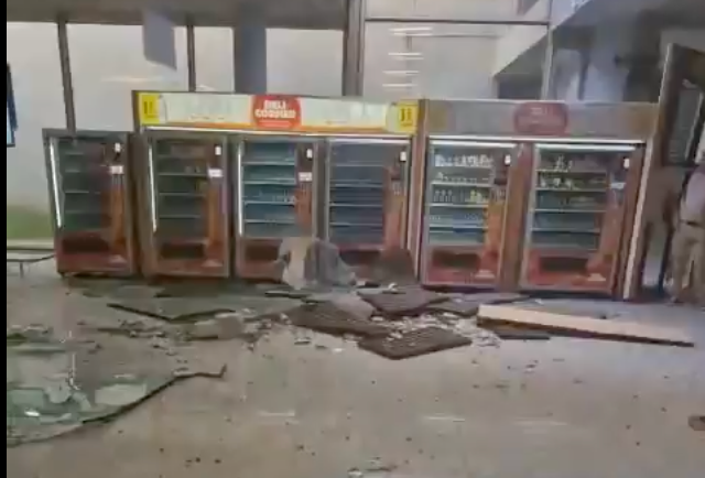 <p>Video footage shared online shows broken glass panels on the floor of Mallorca’s Palma Airport</p>