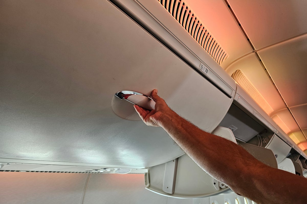 These are the overhead bin rules for planes you (probably) didn’t know about