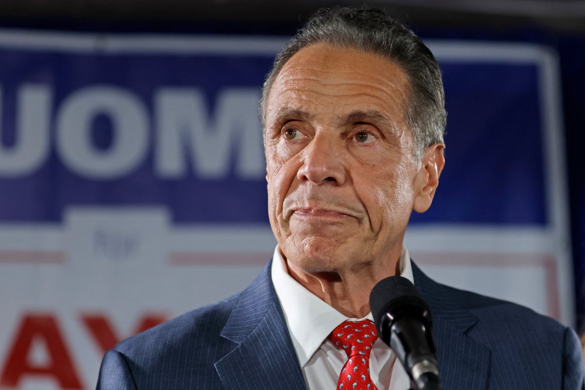 Andrew Cuomo remains in NYC mayoral race as an independent