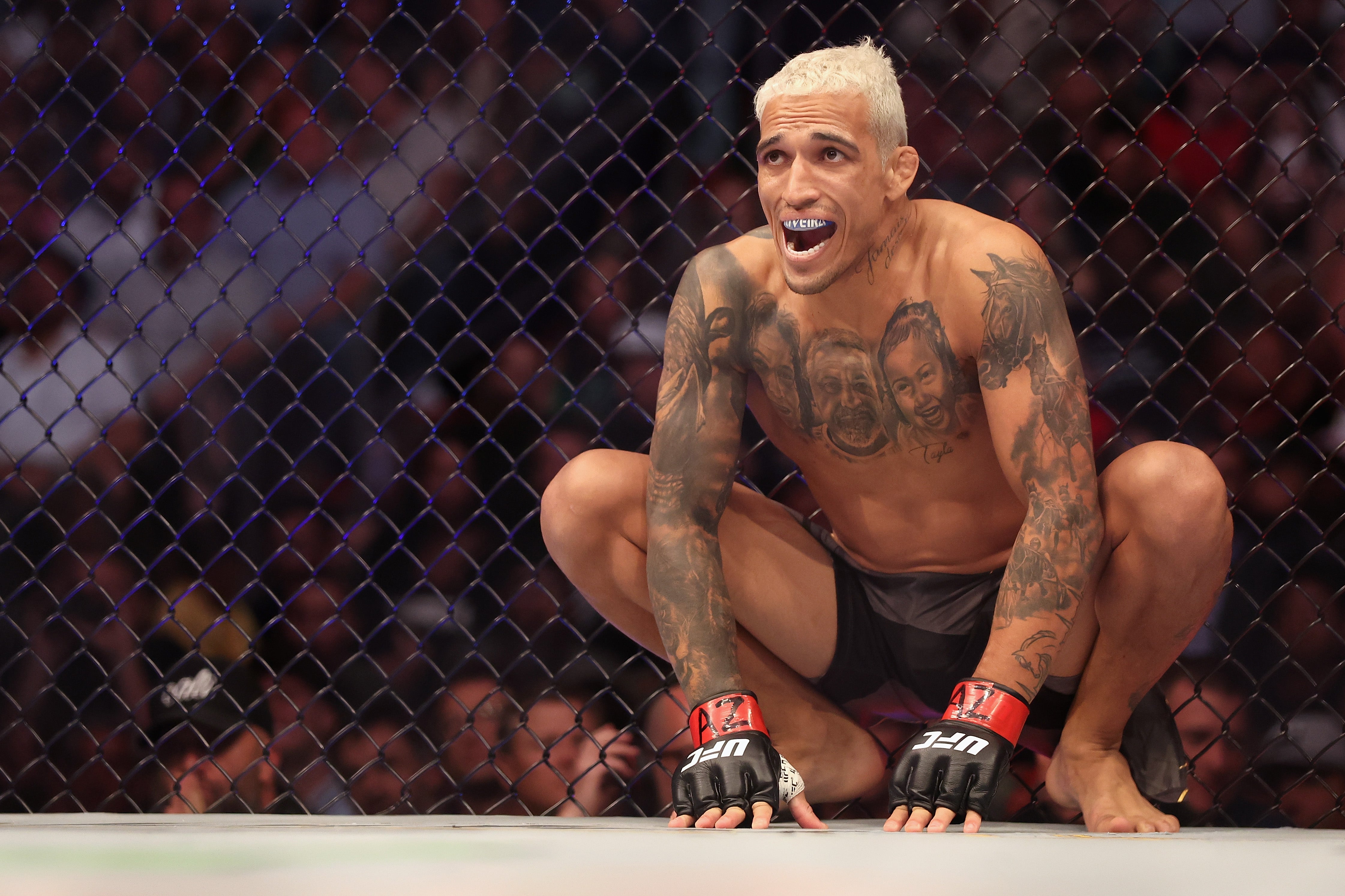 Charles Oliveira is aiming to become a two-time UFC lightweight champion