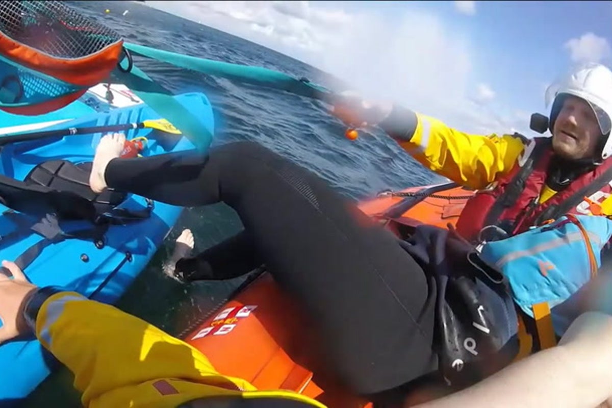 Watch: RNLI rescues kayaking expedition goes wrong in strong wings