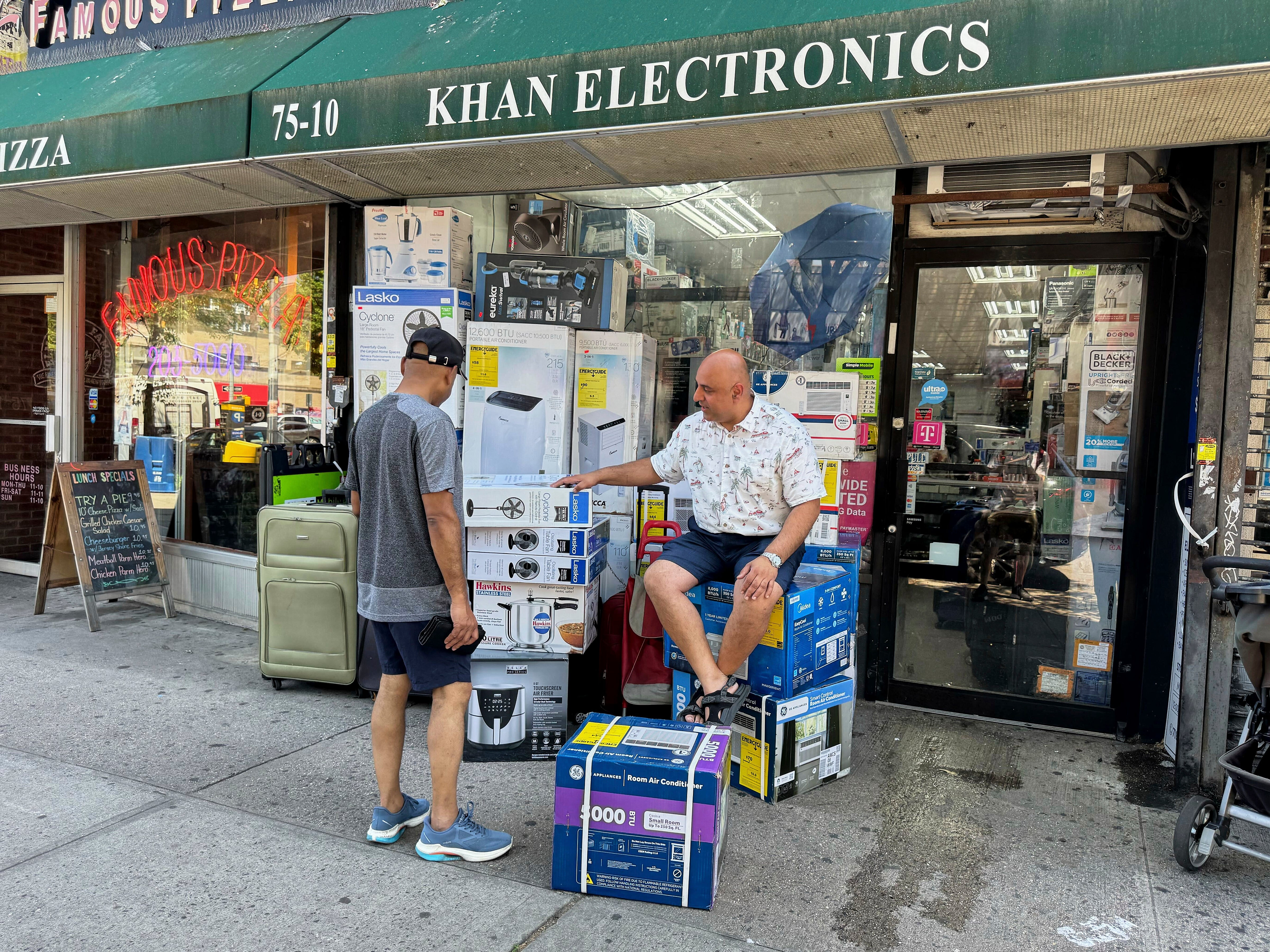 APTOPIX Heat Wave Weather