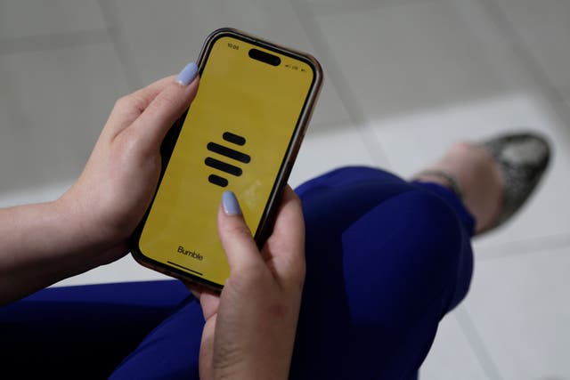 BUMBLE RECORTES