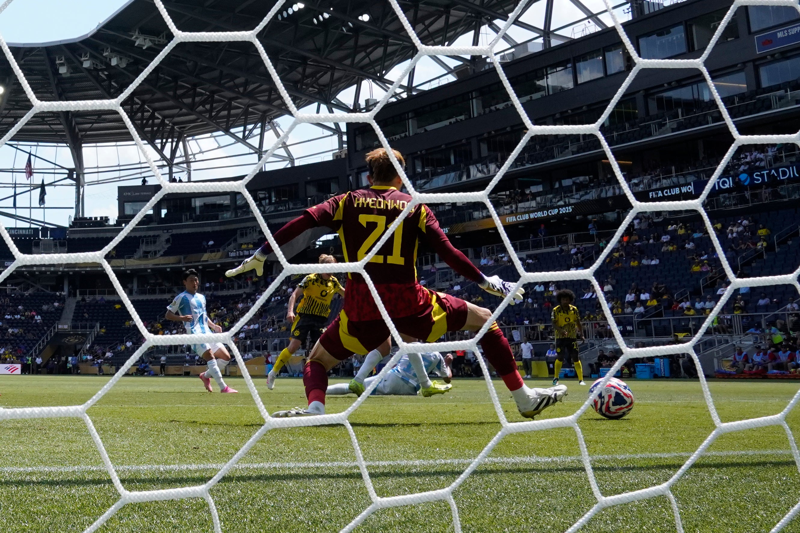 CLUBES MUNDIAL DORTMUND ULSAN