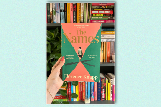 <p>The book is an original take on “sliding doors”</p>