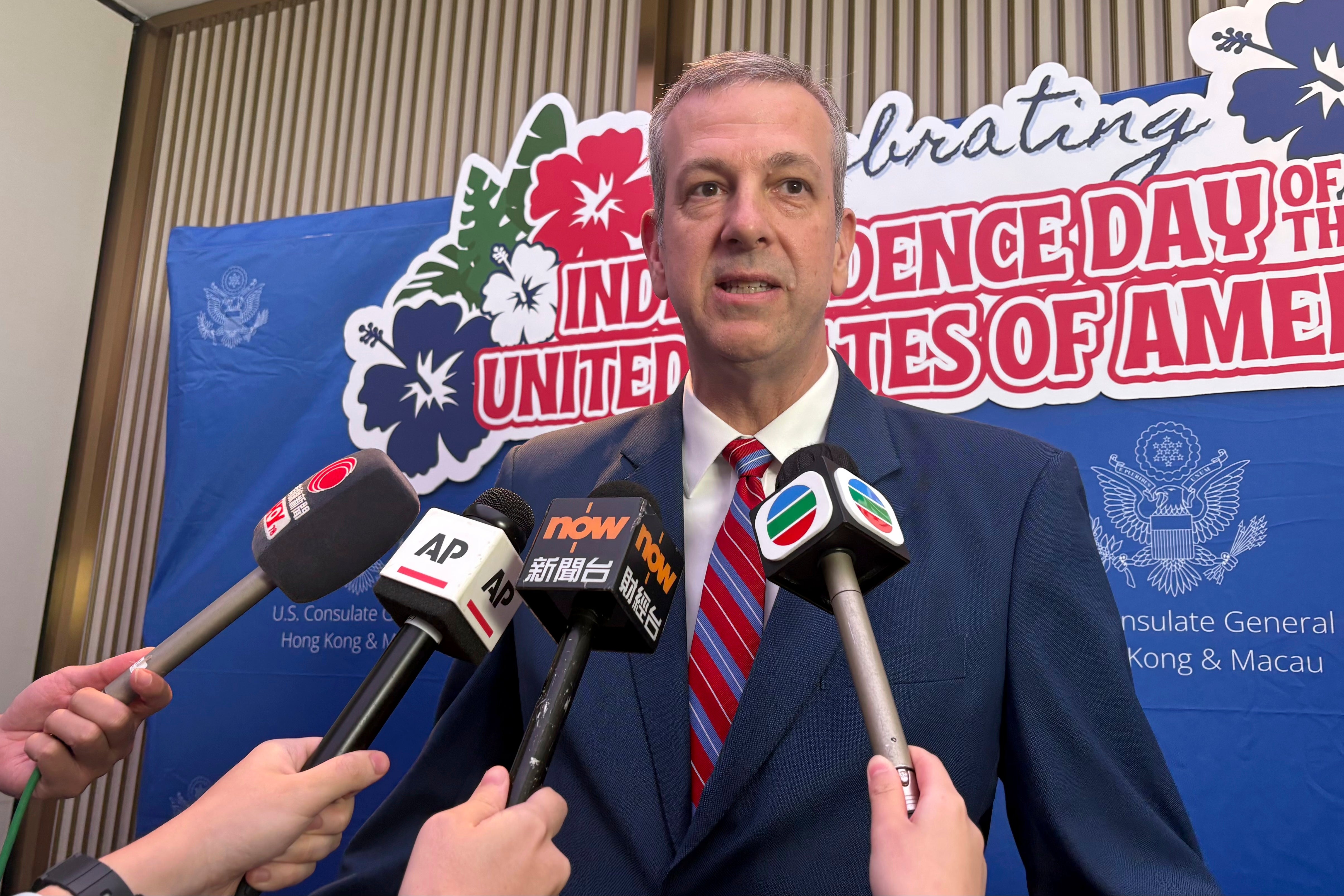 ASI-GEN HONG KONG-EEUU-CONSULADO