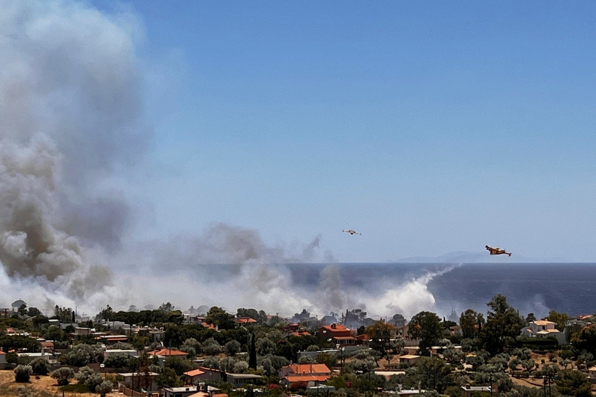 https://static.independent.co.uk/2025/06/26/16/GRECIA-INCENDIO_73461.jpg?width=1200&height=800&crop=1200:800