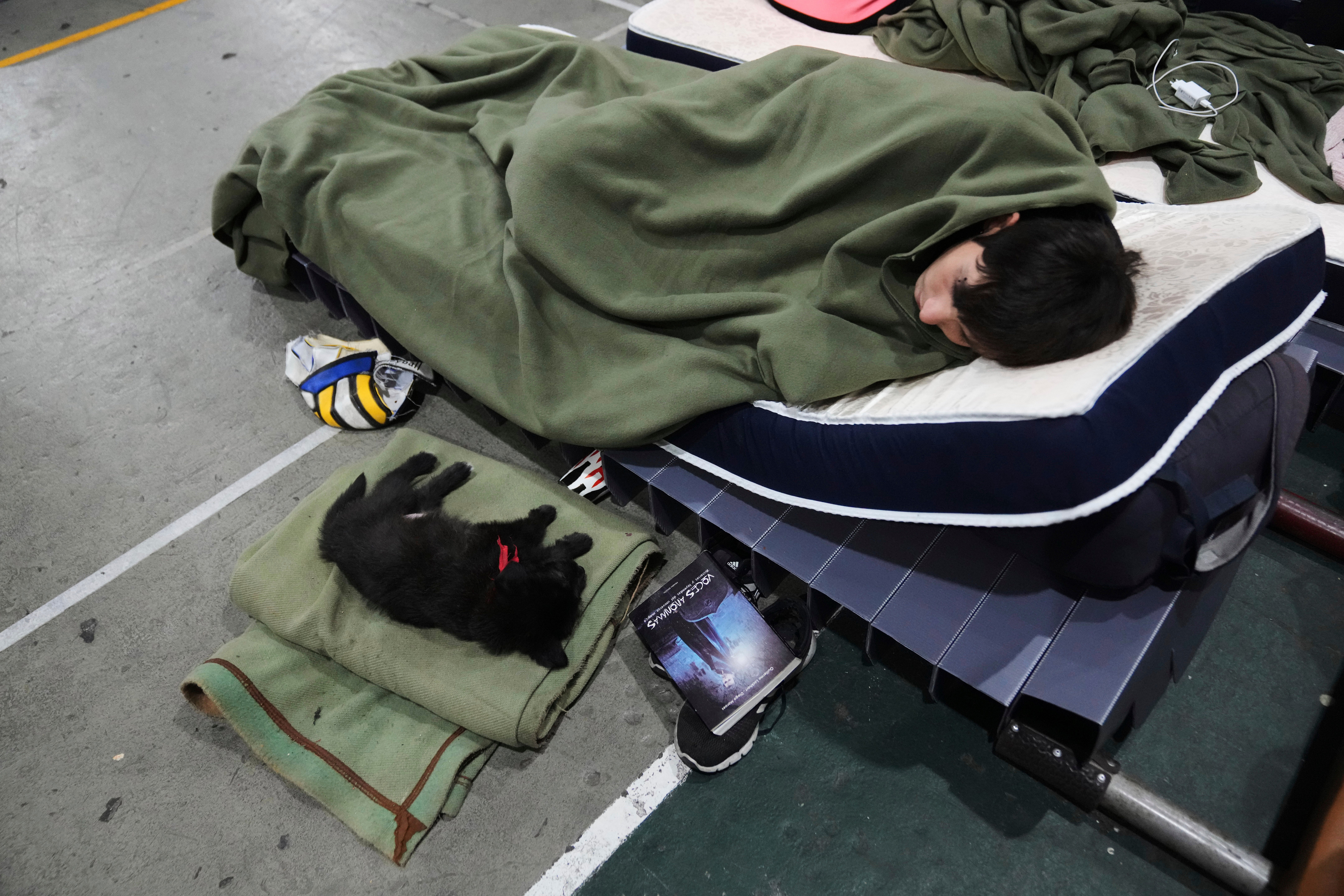 URUGUAY-FRÍO REFUGIOS