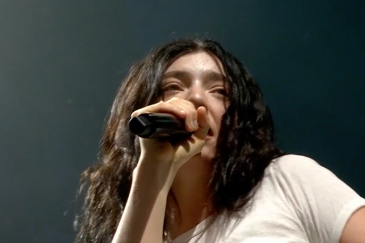 Glastonbury 2025 live: Lorde secret set plunges festival into overcrowding chaos
