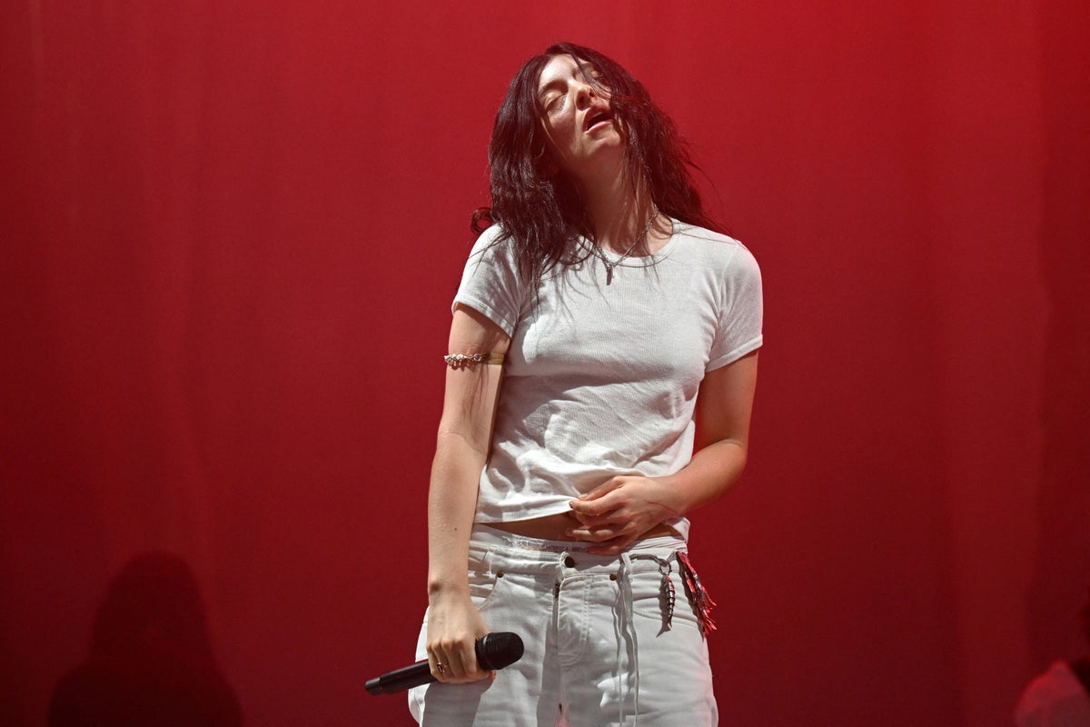 Glastonbury reviews, Friday: Lorde, Lola Young and En Vogue