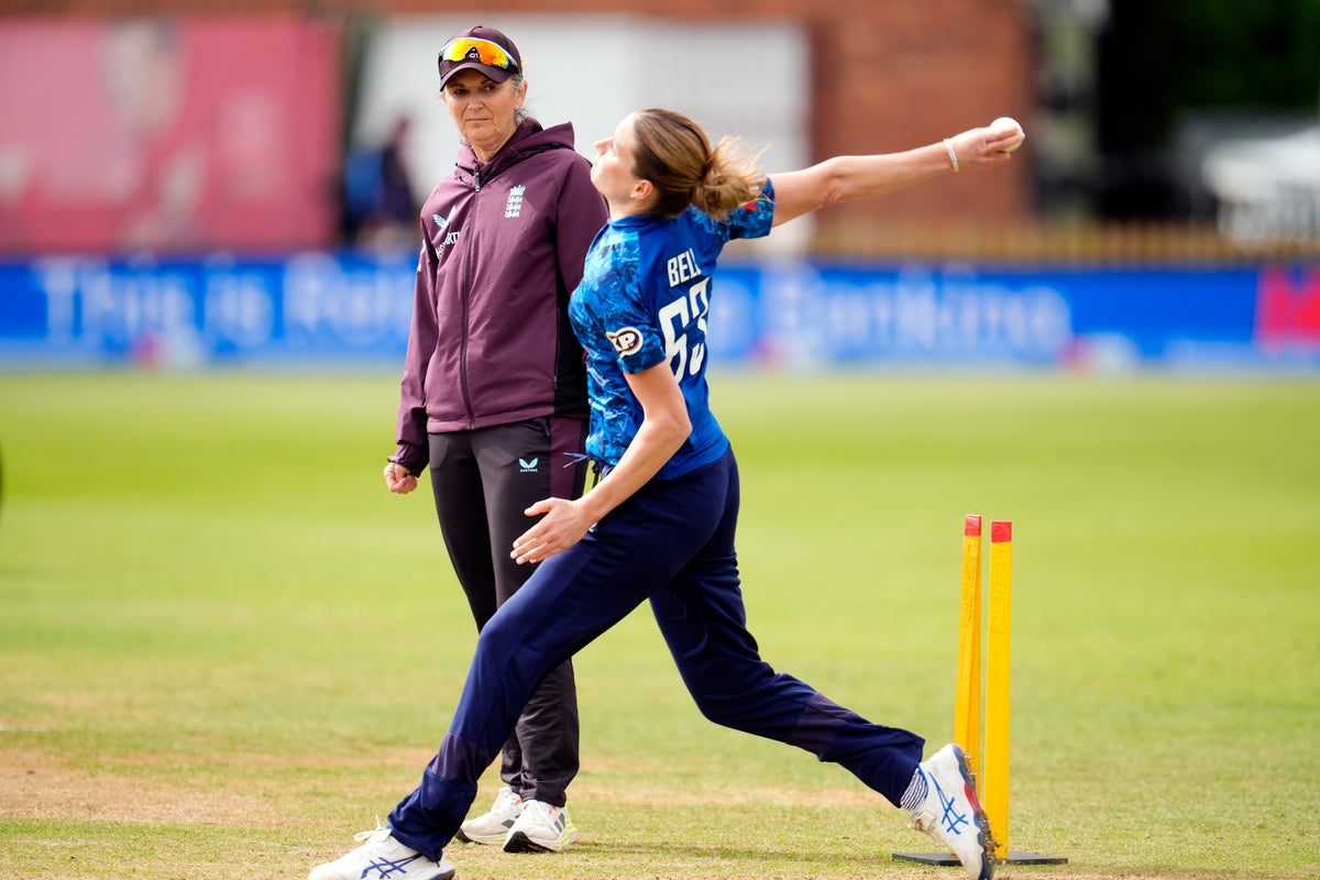 Lauren Bell says ‘no one is guaranteed a place’ under Charlotte Edwards’ new regime