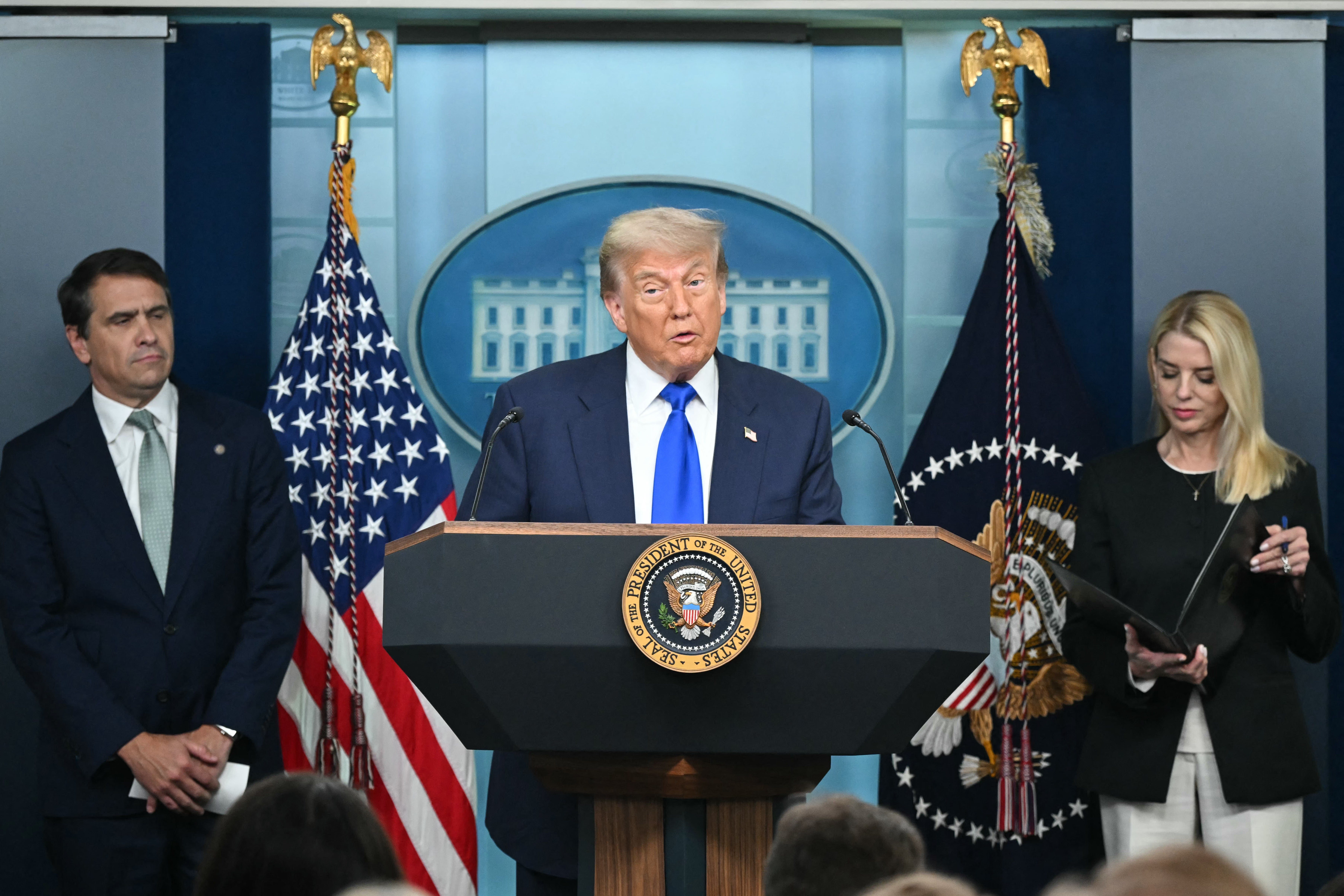 Trump, lined with his former criminal bumper attorney, turned the most popular Official Department for Justice and Pam Bondi lawyers, says the administration will now