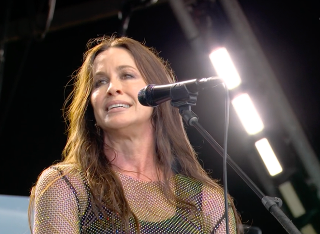 <p>Alanis Morissette on the Pyramid Stage at Glastonbury 2025</p>