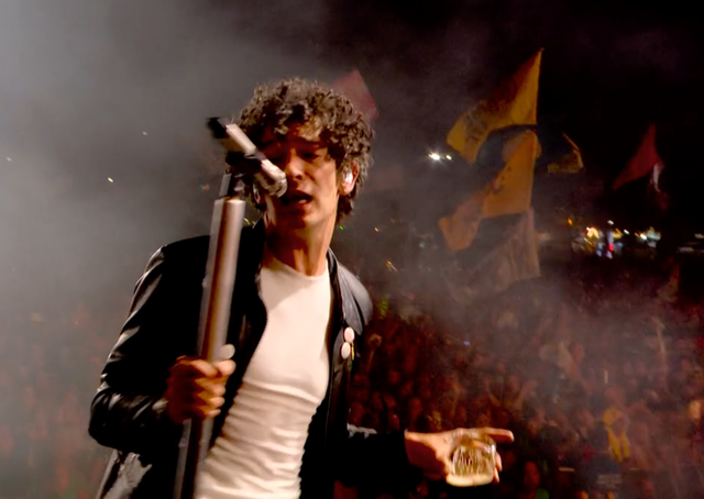 <p>Matty Healy of The 1975 performs on the Pyramid Stage at Glastonbury 2025</p>