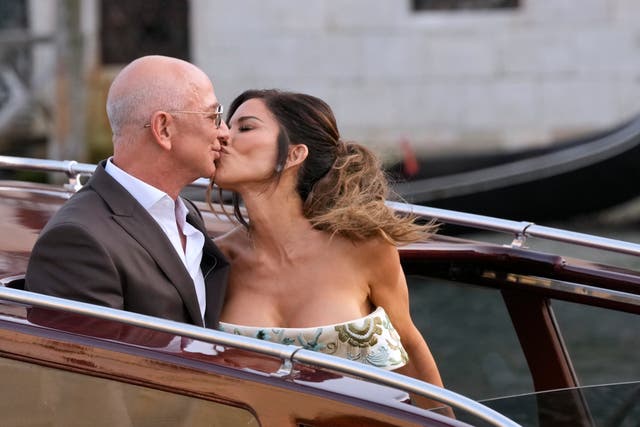 JEFF BEZOS-LAUREN SÁNCHEZ- FOTOGALERIA