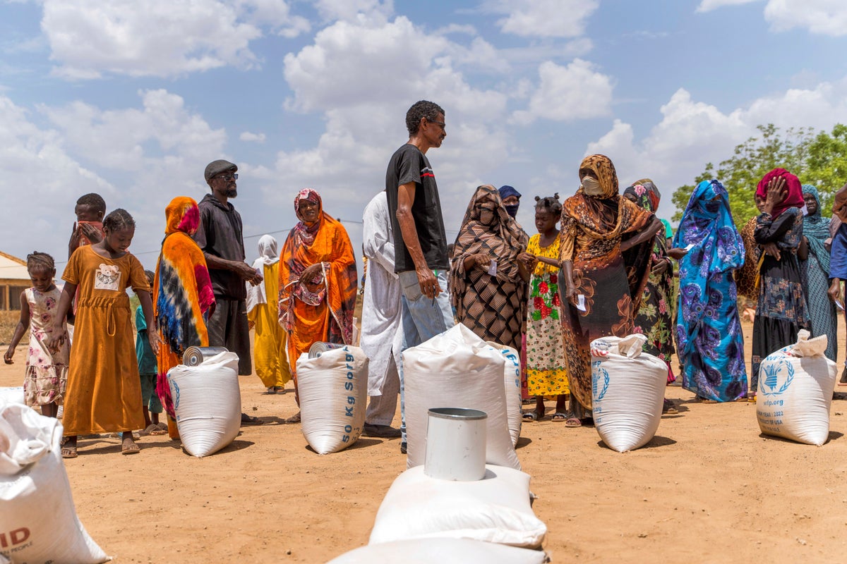 Sudanese fleeing war are at risk of worsening hunger in neighboring nations, UN warns