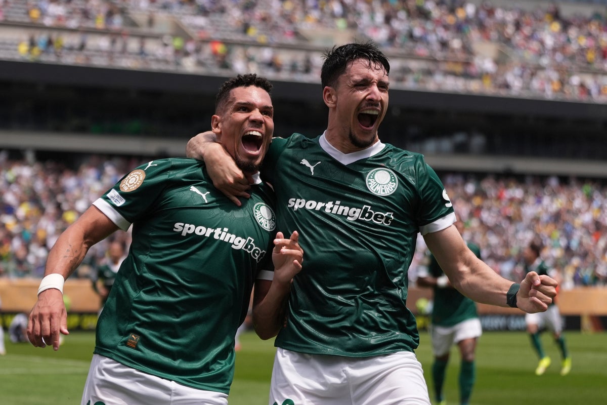 PHOTO COLLECTION: Best of Club World Cup Soccer Round 16
