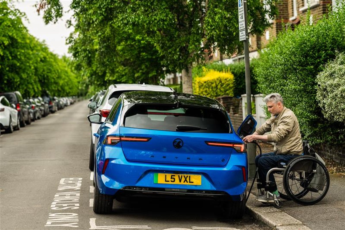 Leading the charge towards Net–Zero transport