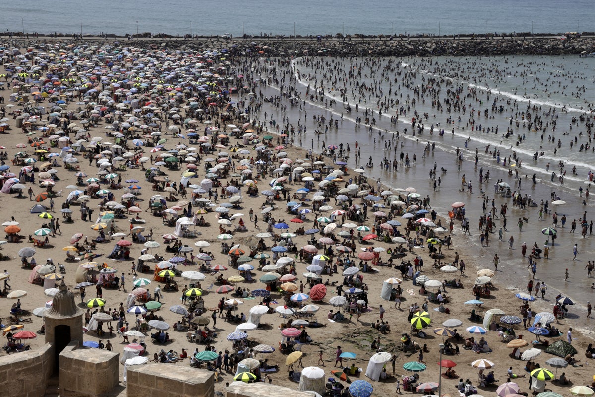 Can you cancel holidays in extreme heat and wildfires? Simon Calder explains