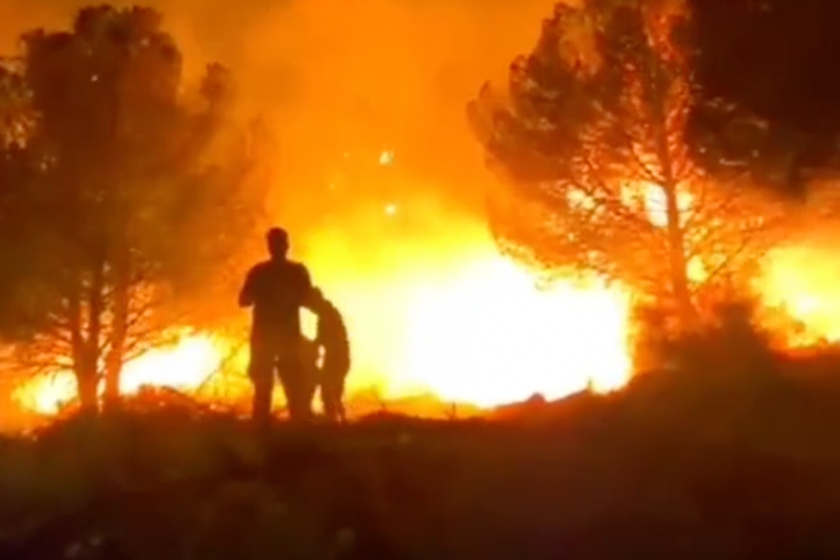 Drone footage shows extent of huge Turkish wildfires