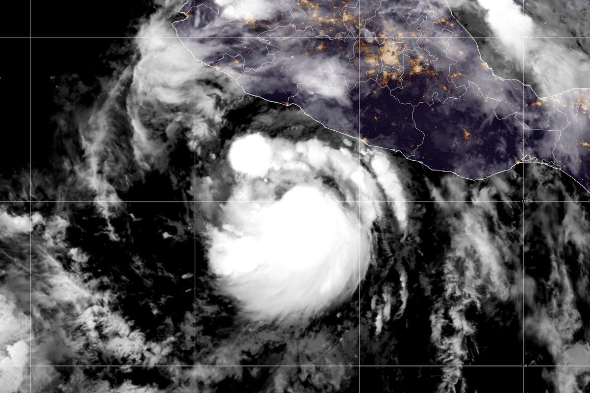 https://static.independent.co.uk/2025/06/30/11/59/Tropical-Weather-33lvzvv9.jpeg?trim=501,0,501,0&width=1200&height=800&crop=1200:800