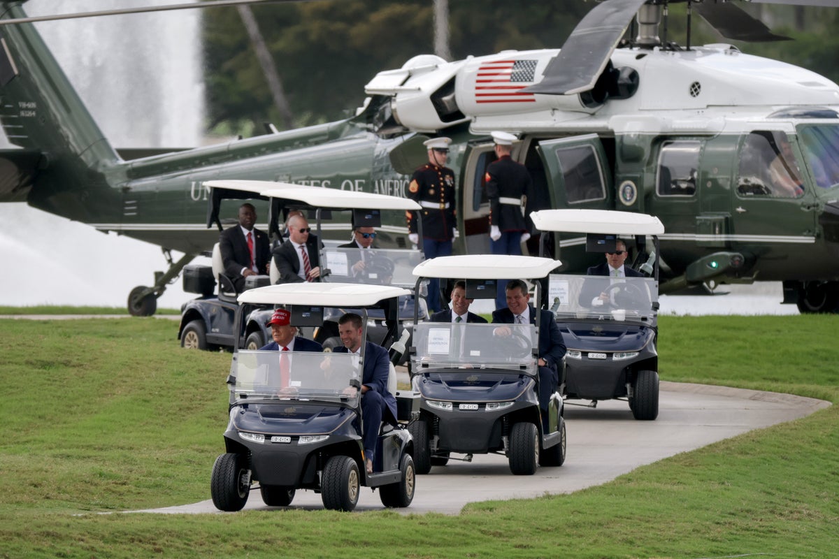 Trump s Secret Service Detail To Pay 600K For Golf Carts And Port a trump-s-secret-service-detail-to-pay-600k-for-golf-carts-and-port-a