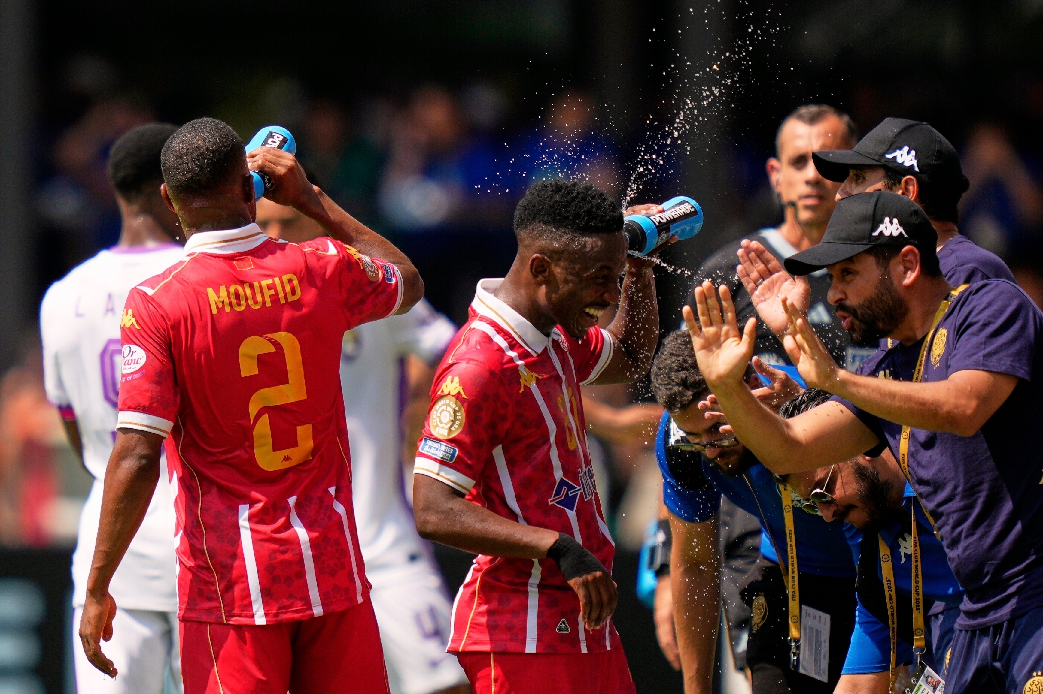 CLUBES MUNDIAL CALOR