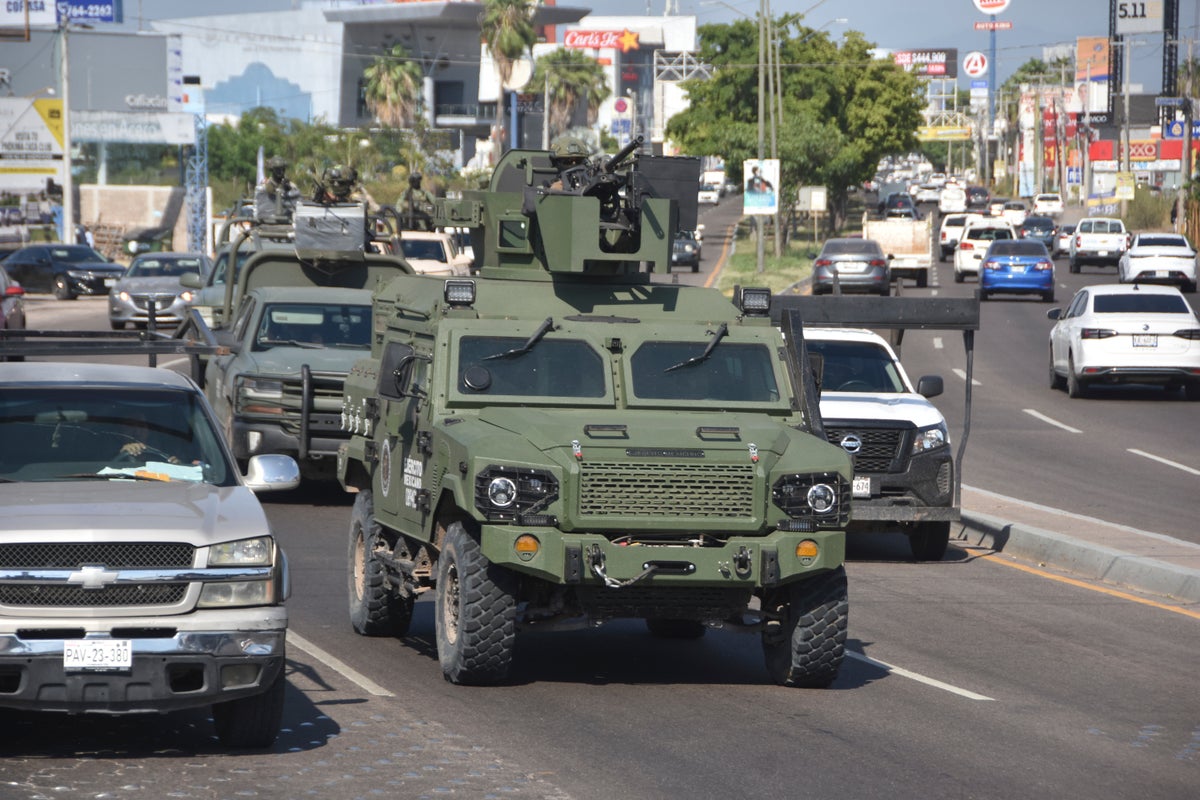 Cartel violence in Sinaloa, Mexico leaves 20 dead, including 4 decapitated bodies